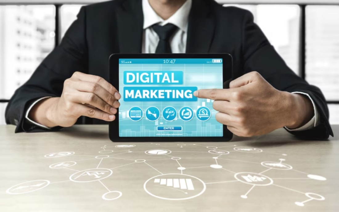 Why is Pursuing a BBA in Digital Marketing a Smart Career Move?