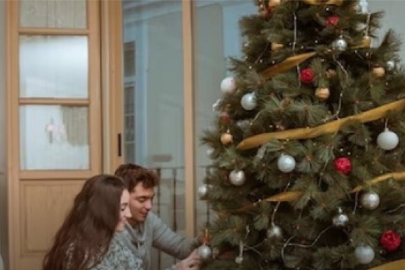 Eight Ways to Decorate Your Home for a Stylish Christmas and New Year